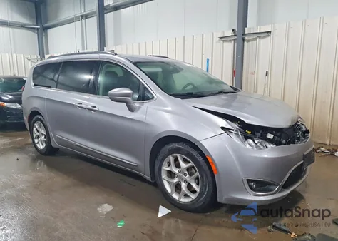 2018 Chrysler Pacifica Touring L z USA, uszkodzony, nr VIN 2C4RC1BG9JR317880